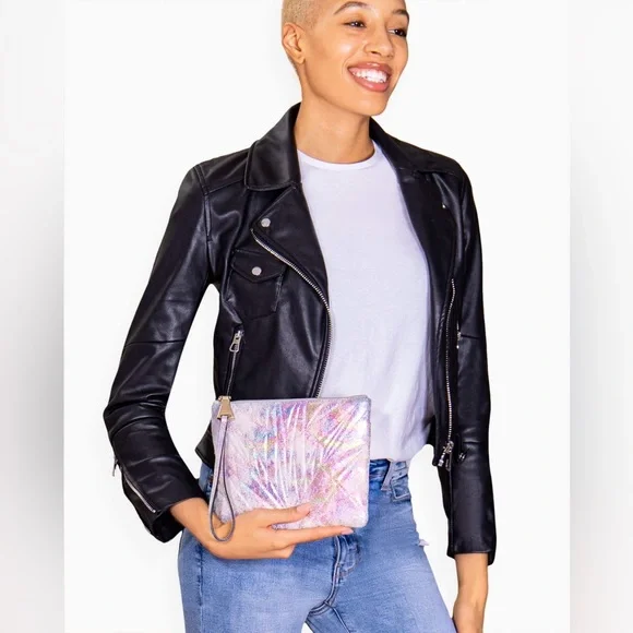 AIMEE KESTENBERG - IT’S A LOVE THING CLUTCH - EUC - Picture 3 of 11